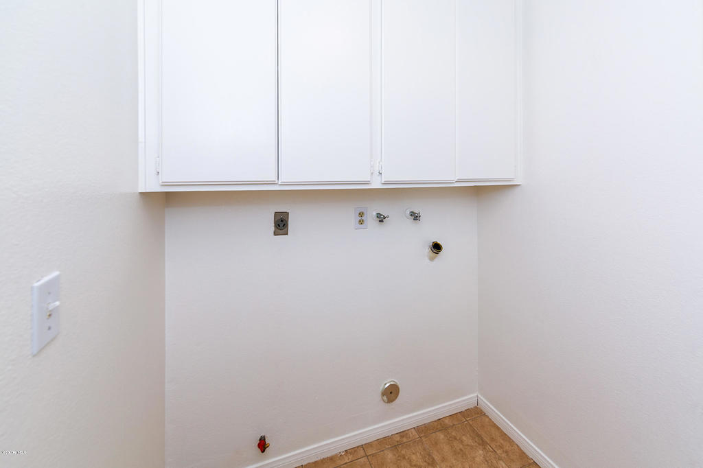 Las Posas North 3 - 421203 - Residential