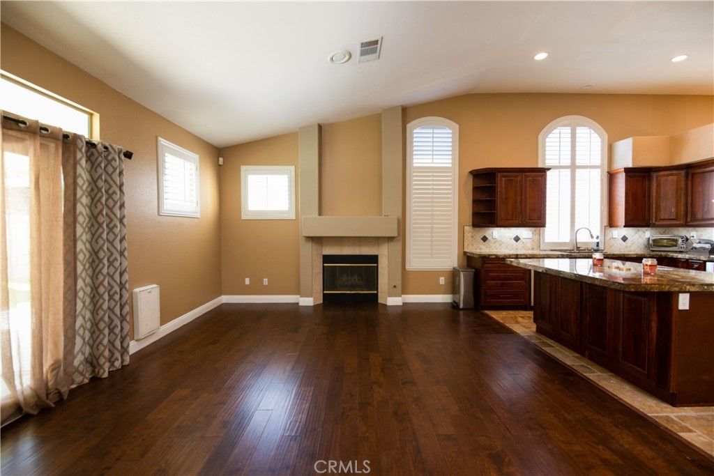 listing image 130725191113407848434