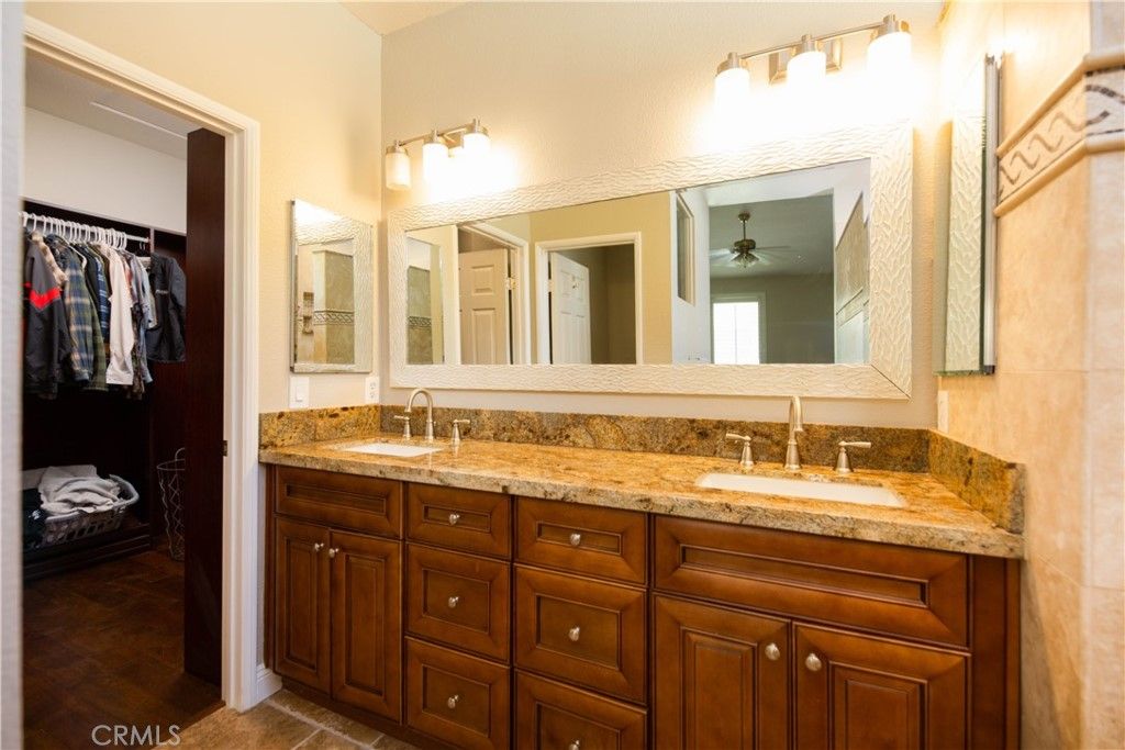 listing image 130721195180984937358