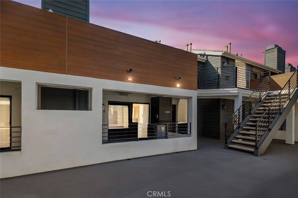 345 Avocado Street B3