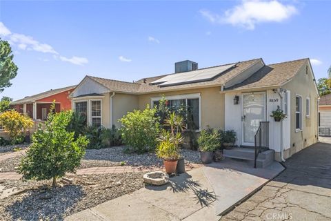 A home in Arleta