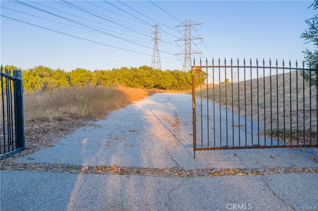 15477 SKYLINE Drive