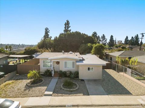 6553 Lemarand Avenue San Diego CA 92115