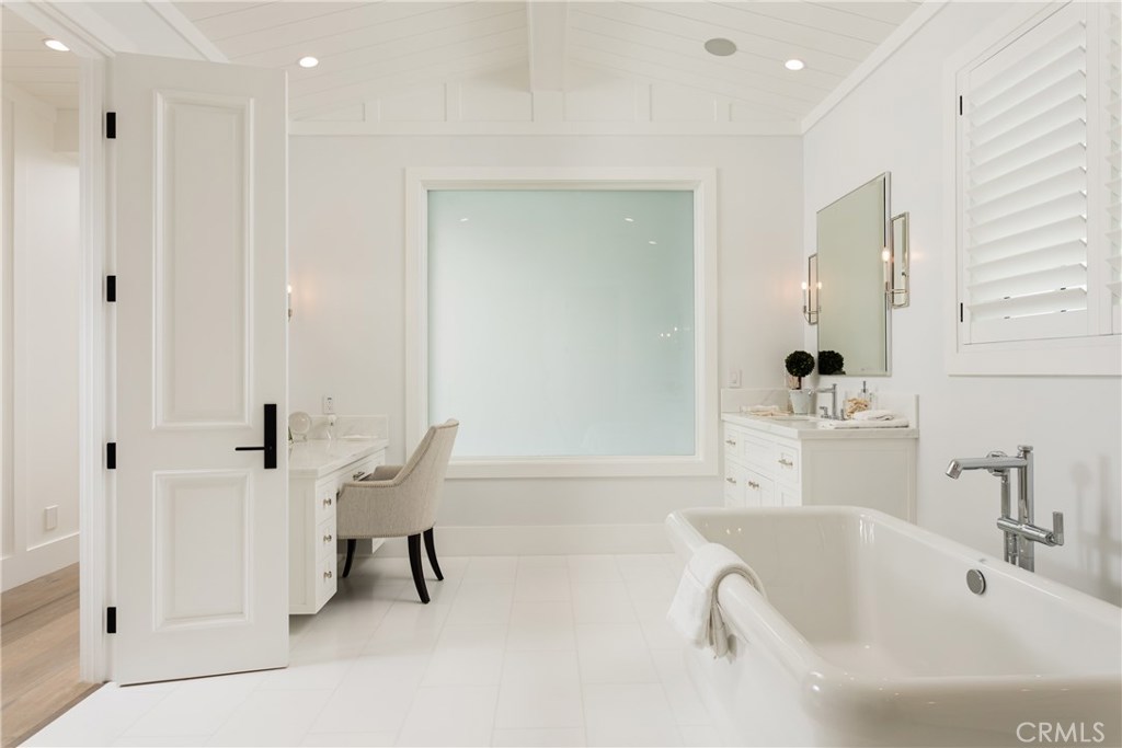 Beach Road Custom (BR) - Residential