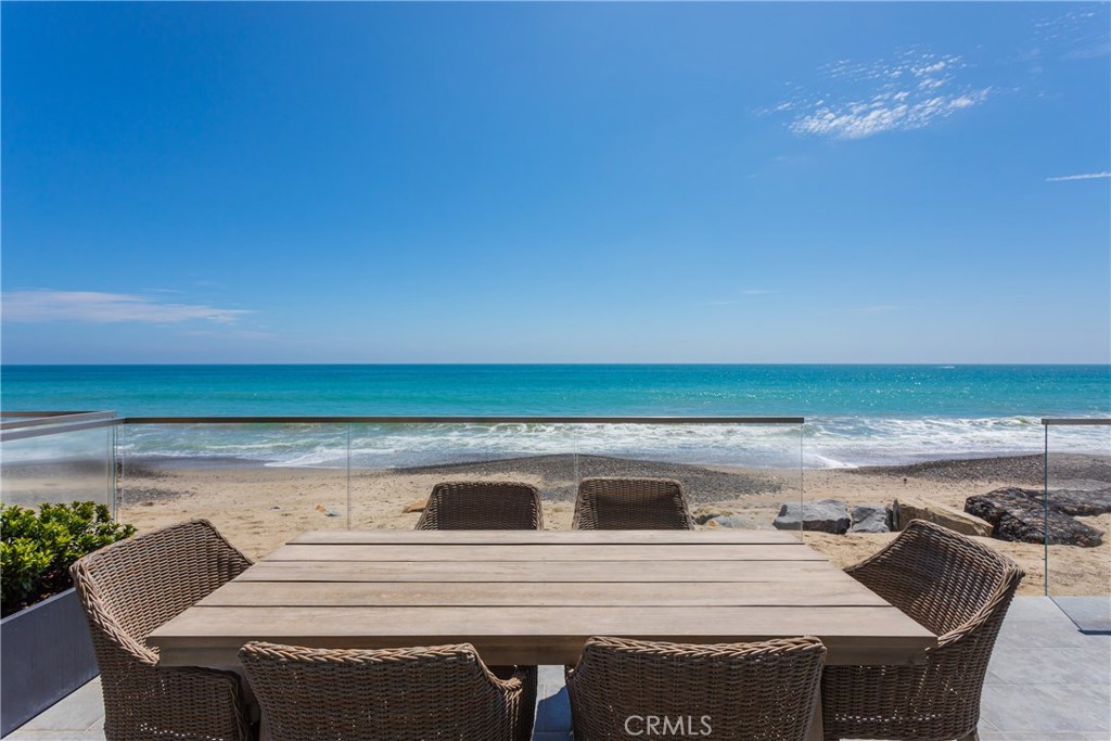 Beach Road Custom (BR) - Residential