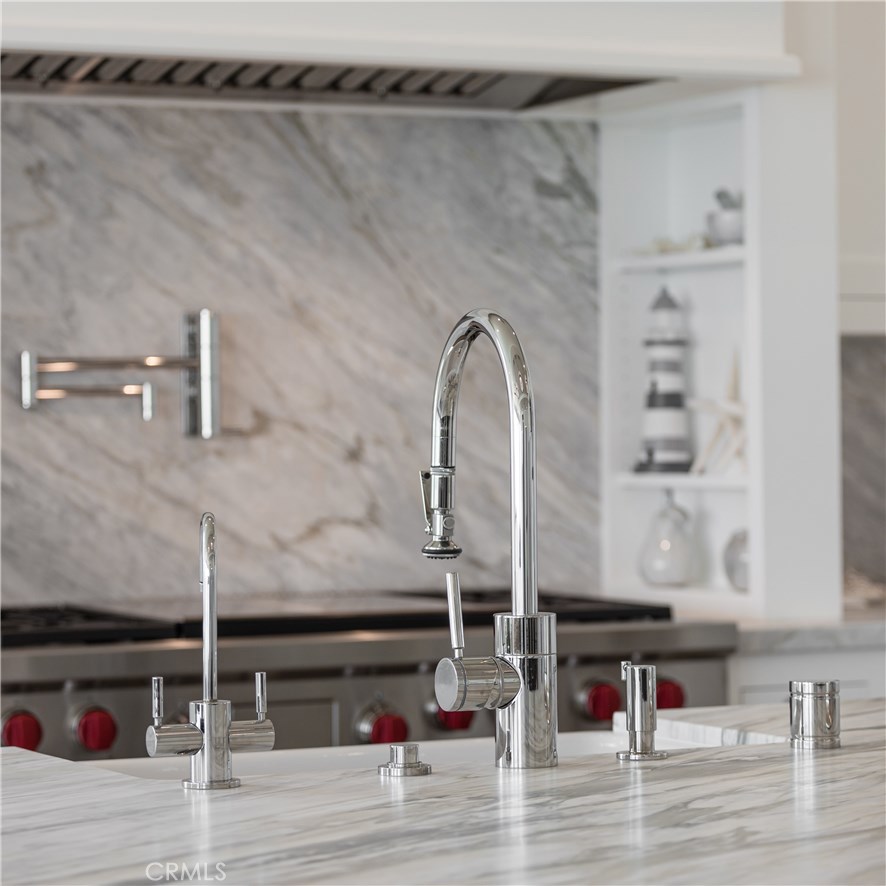 Beach Road Custom (BR) - Residential