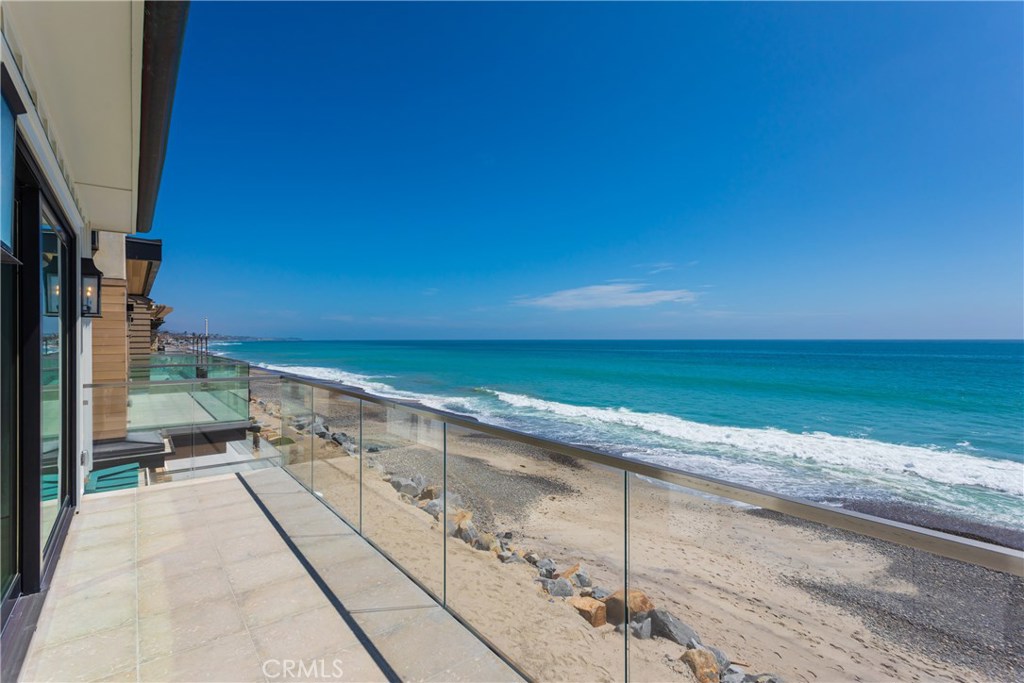 Beach Road Custom (BR) - Residential