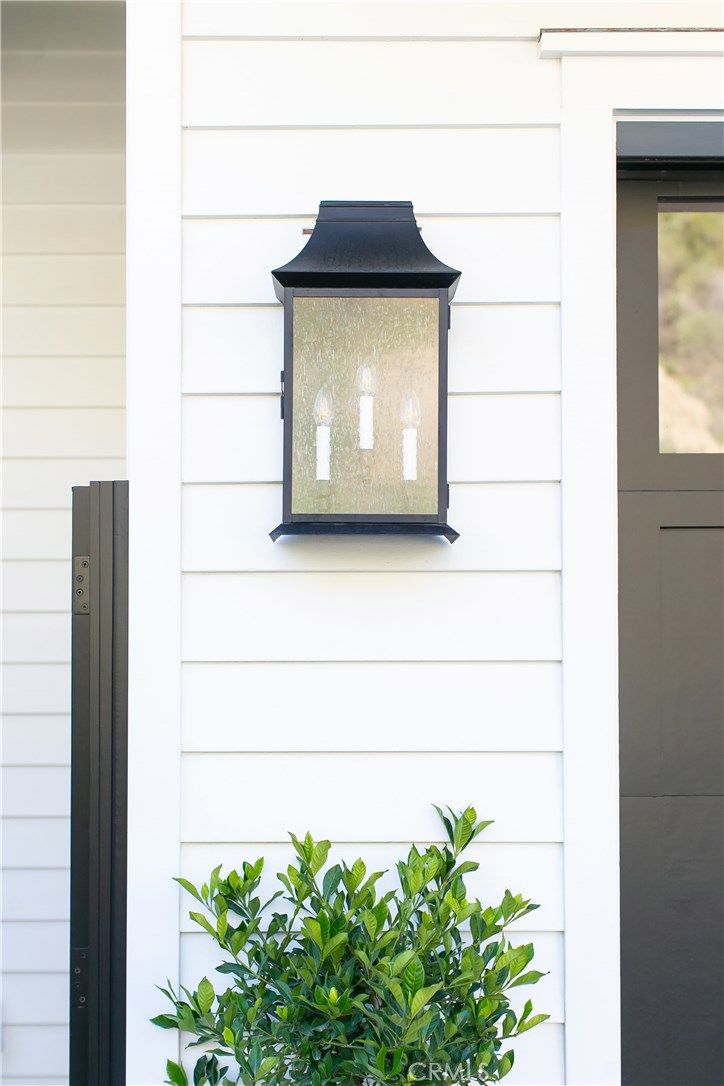 Beach Road Custom (BR) - Residential