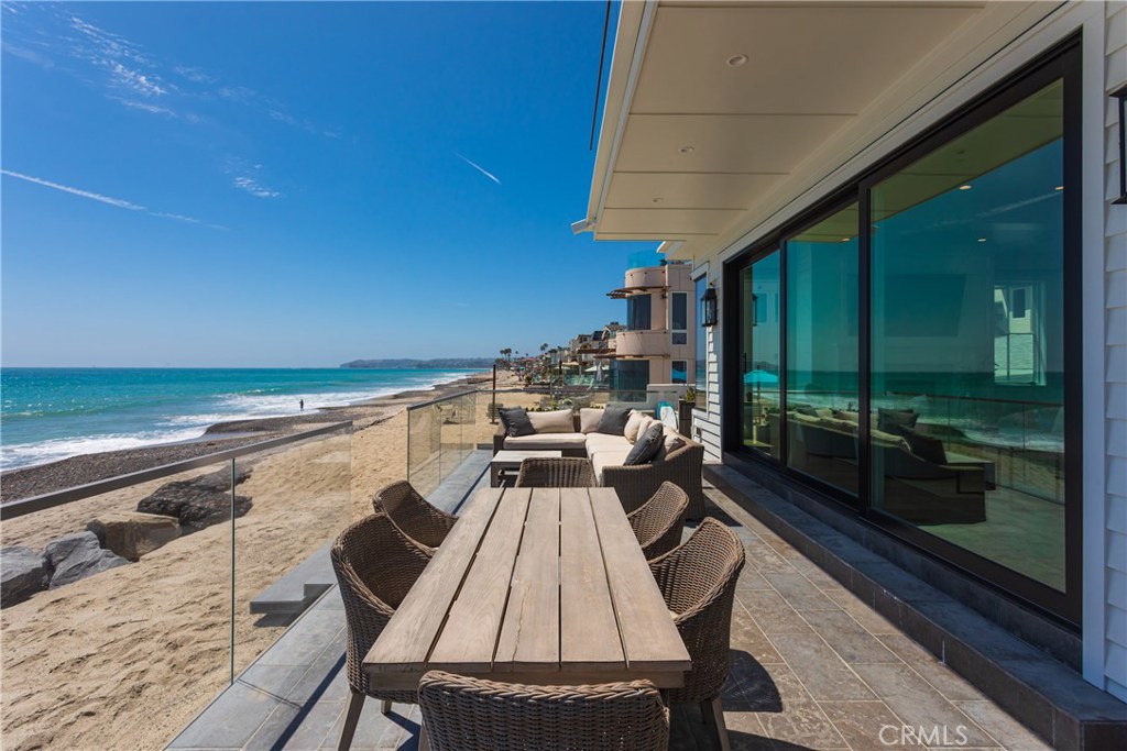 Beach Road Custom (BR) - Residential