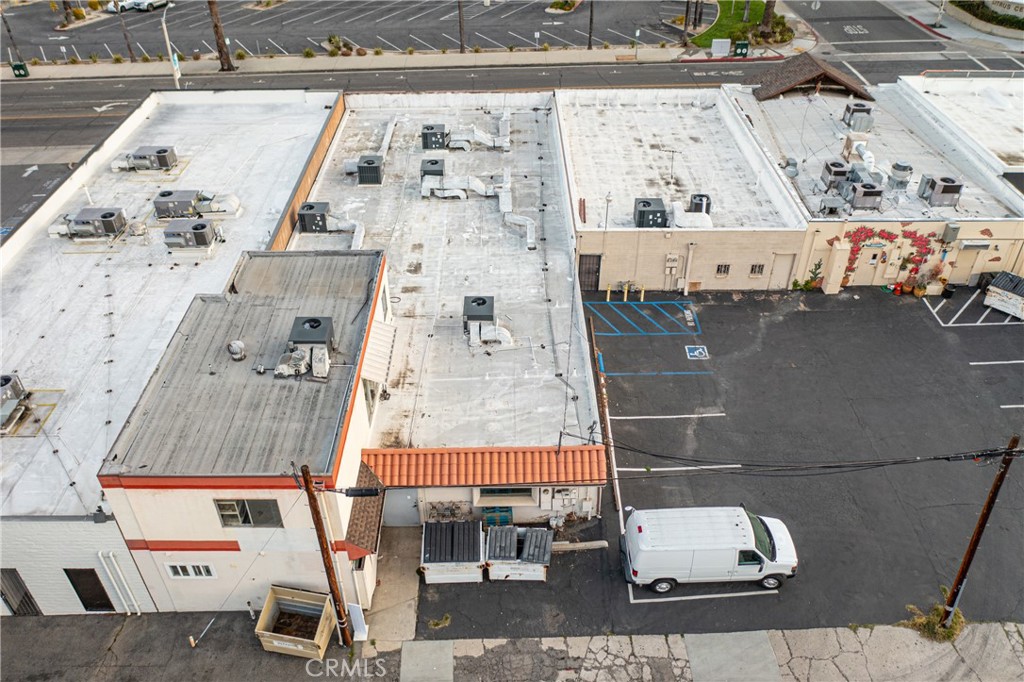 218 E Citrus Avenue