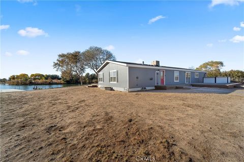 A home in Newberry Springs