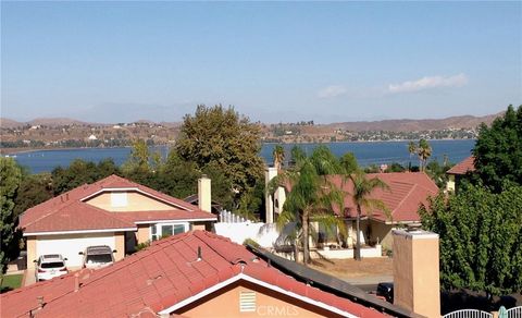 A home in Lake Elsinore