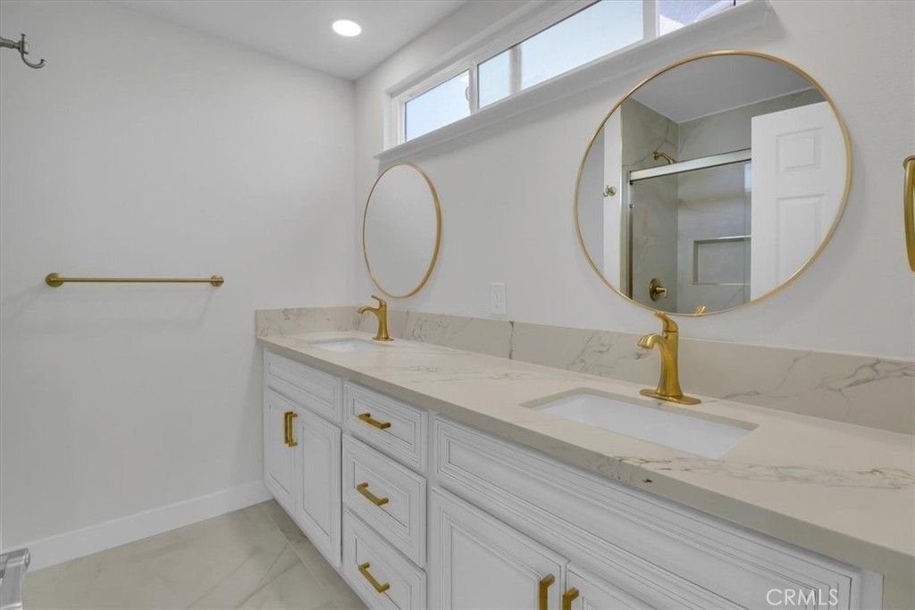 listing image 130724543730462669904