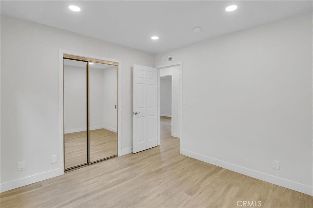 listing image 130727151889915306307