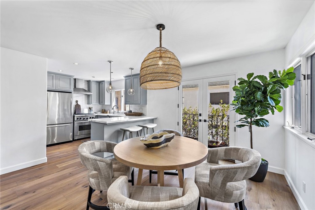 Photo 5 of 14 of 426 Carnation Avenue condo