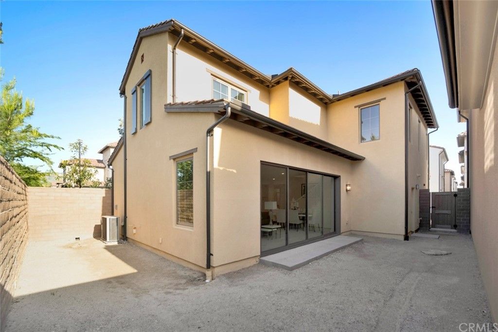 listing image 130728063395727348933