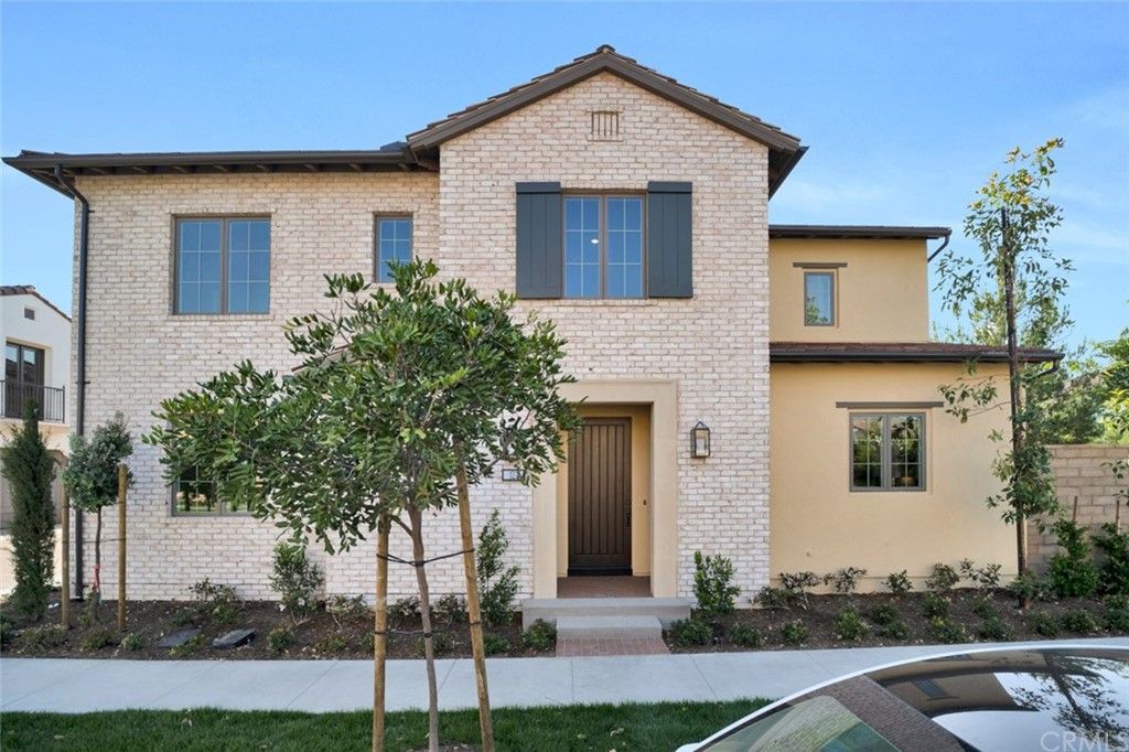 listing image 130727685630853842888