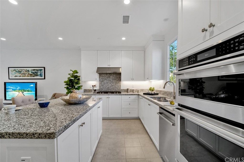 listing image 130728743181678950089