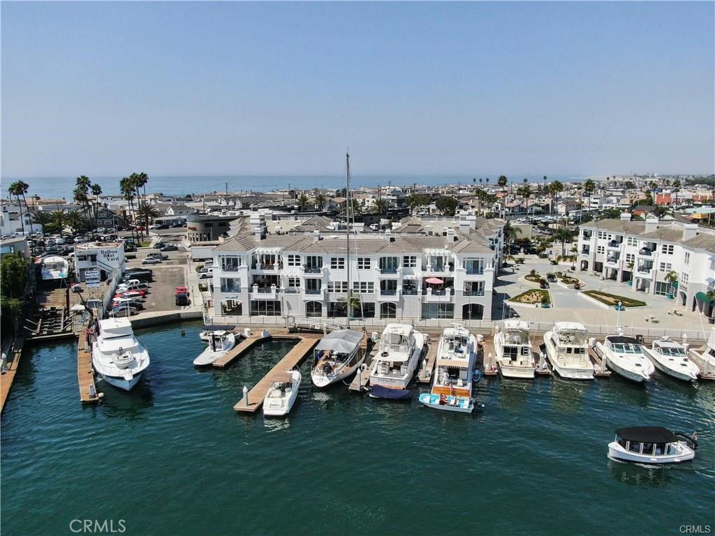 2600 Newport Boulevard 218