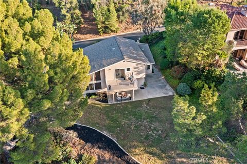 A home in North Tustin