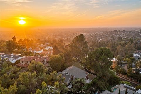 A home in North Tustin