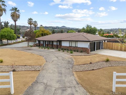 27265 Hemet Street Hemet CA 92544