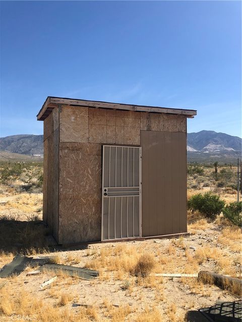 Photo of 36939 Joy Road, Lucerne Valley, CA 92356 (MLS # HD24113789) Photo of 36939 Joy Road, Lucerne Valley, CA 92356 (MLS # HD24113789)