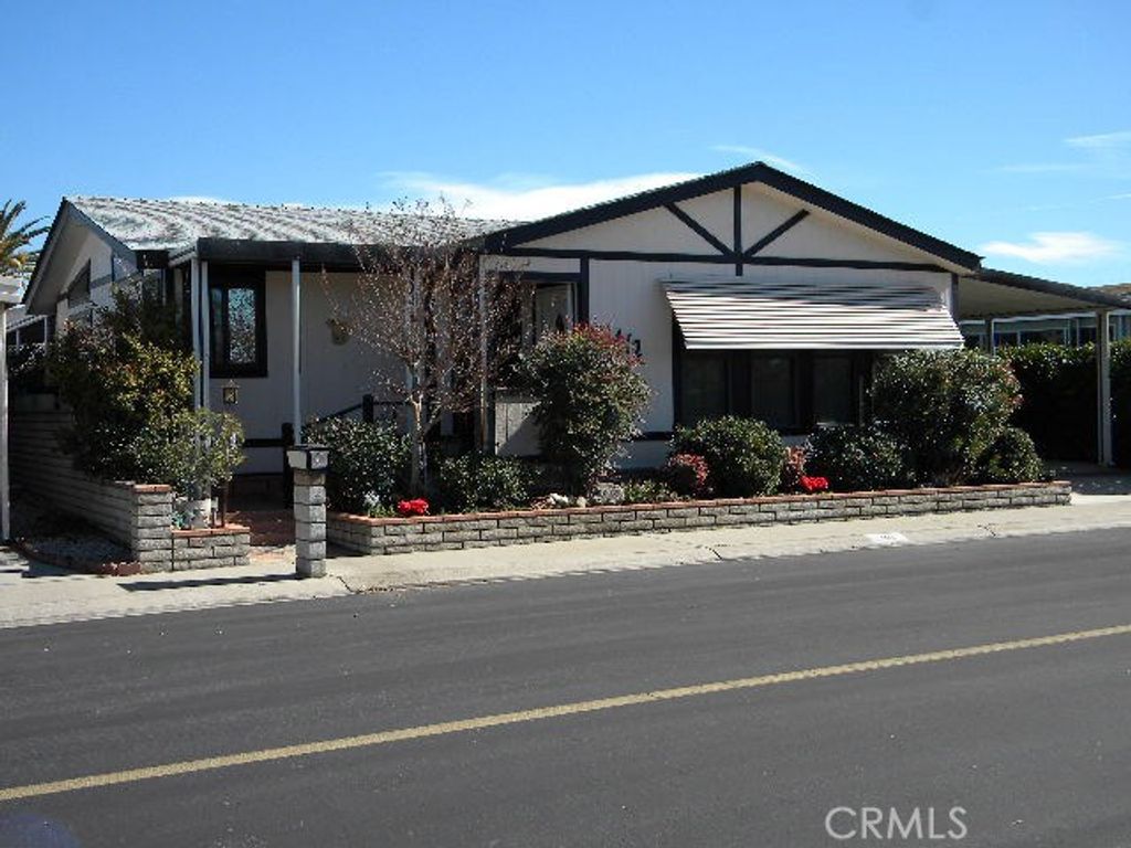 listing image 130721774813861065357