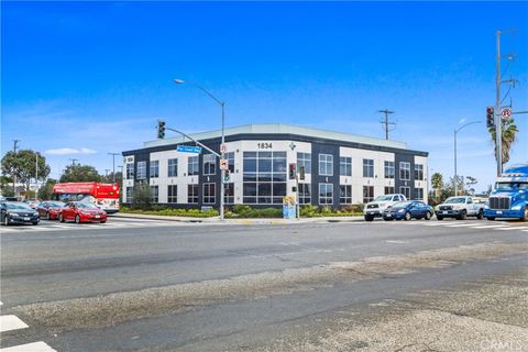 Photo of 1834 Harbor Avenue, Long Beach, CA 90810 (MLS # SR24090422)