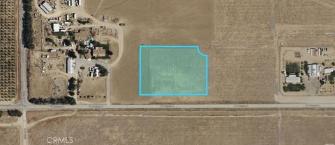 Photo of 75 A Avenue W, Rosamond, CA 93560 (MLS # SR24253935) Photo of 75 A Avenue W, Rosamond, CA 93560 (MLS # SR24253935)