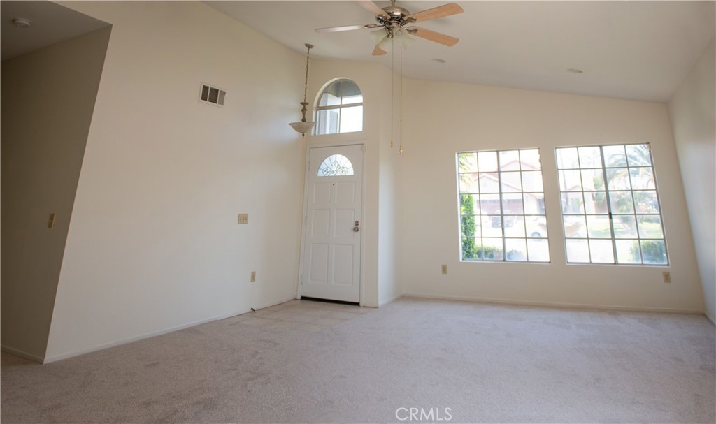 2147 W Fairview Drive