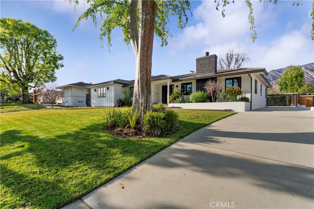 Properties 3 3695 Fairmeade Road