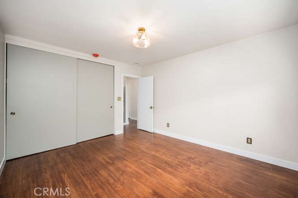 listing image 73