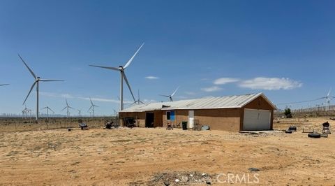 A home in Mojave