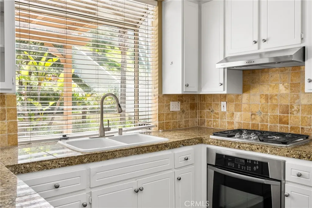 Anaheim Hills, California 92808, United States, 3 Bedrooms Bedrooms, ,3 BathroomsBathrooms,Residential,Active,96011