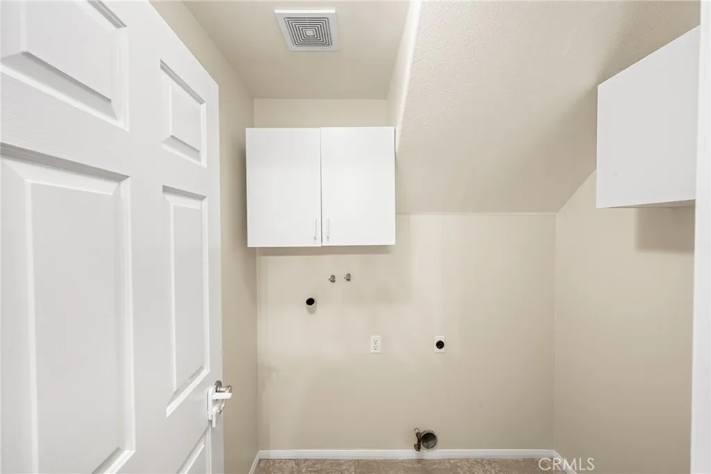 Anaheim Hills, California 92808, United States, 3 Bedrooms Bedrooms, ,3 BathroomsBathrooms,Residential,Active,96011