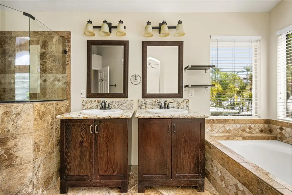 Anaheim Hills, California 92808, United States, 3 Bedrooms Bedrooms, ,3 BathroomsBathrooms,Residential,Active,96011