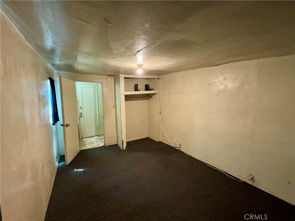 Photo 11 of 22 of 308 N Pasadena Avenue house