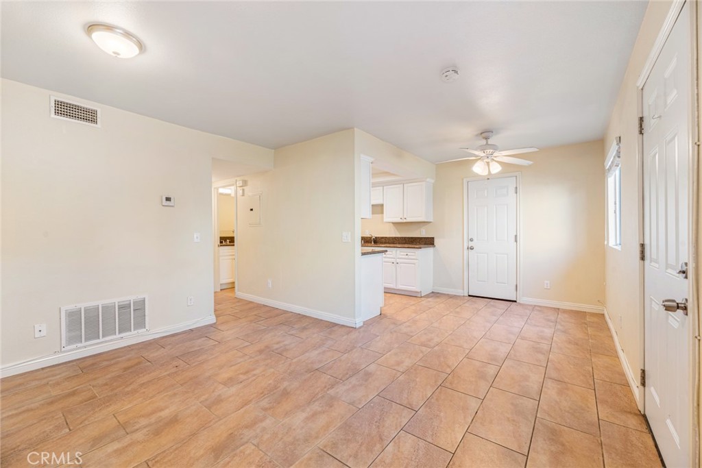 1251 S Meadow Lane 143