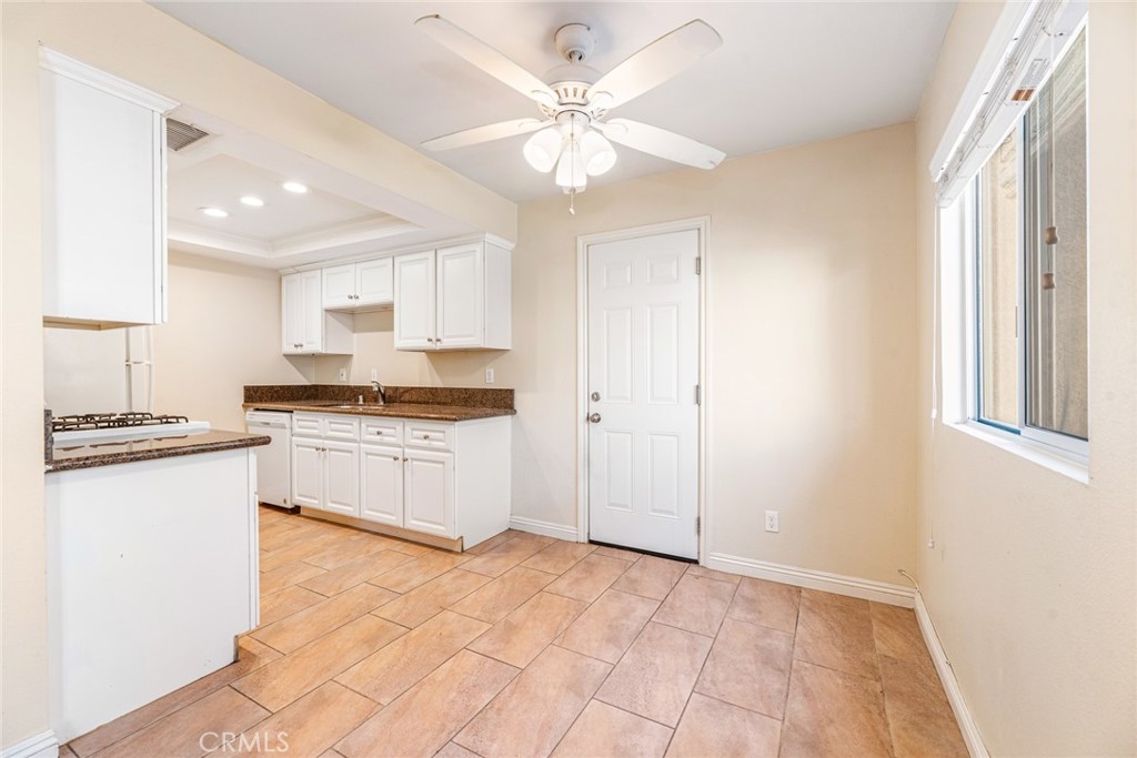 1251 S Meadow Lane 143
