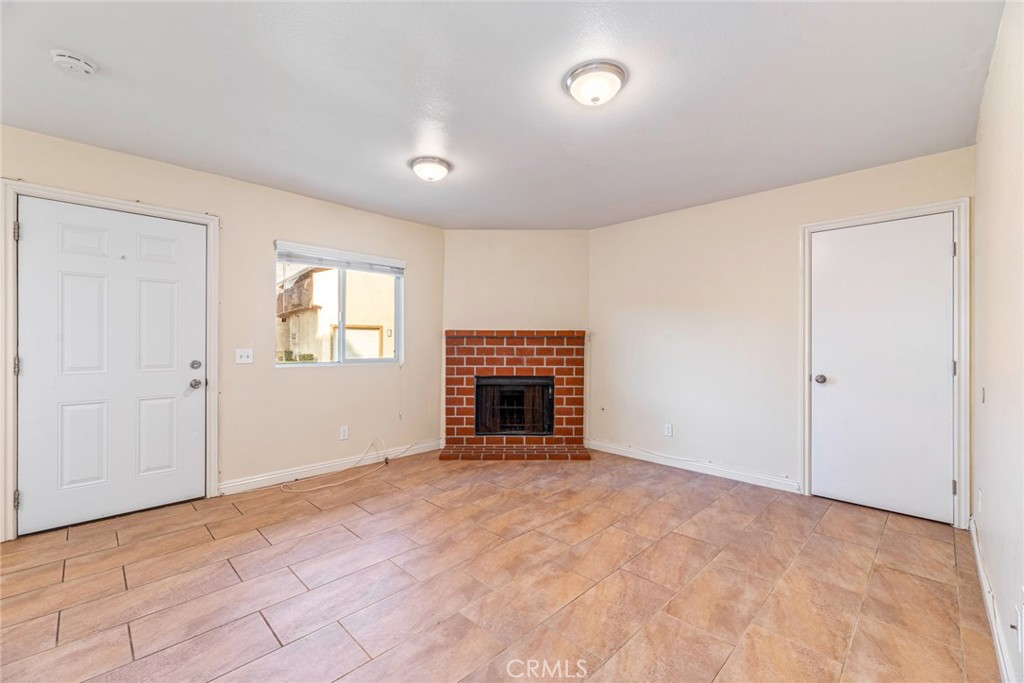 1251 S Meadow Lane 143