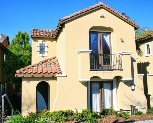 Beautiful Gallery Walk Townhome in Amerige Heights at the Prime Location. Recessed lighting throughout. Wood floors upstairs and granite countertop in the kitchen. New Painting, Bright, Spacious & Airy Floorplan with a modern stone fireplace. The family room is large and open with french doors. Built-in storage and workbench in the garage and much more! HOA includes high speed internet. Association swimming pool & spa. Walking distance to Fisler Elementary & Junior High school and Sunny Hills High school. Complex is located near a variety of shopping centers, restaurants & fitness.