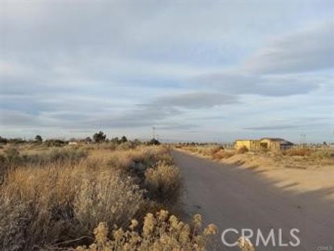 Photo of 0 Palmer Road, Adelanto, CA 92301 (MLS # HD24196803)