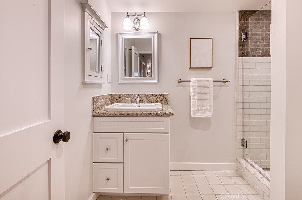 Corona del Mar South of PCH (CDMS) - Residential