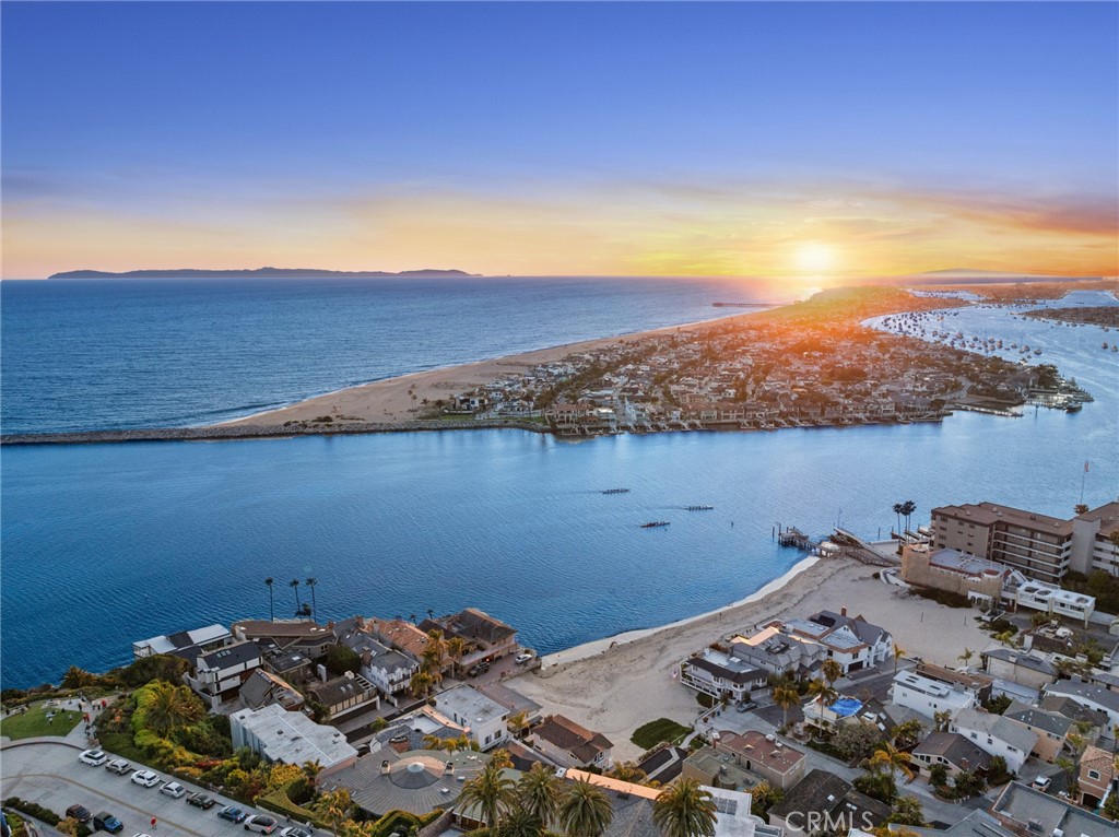 Corona del Mar South of PCH (CDMS) - Residential