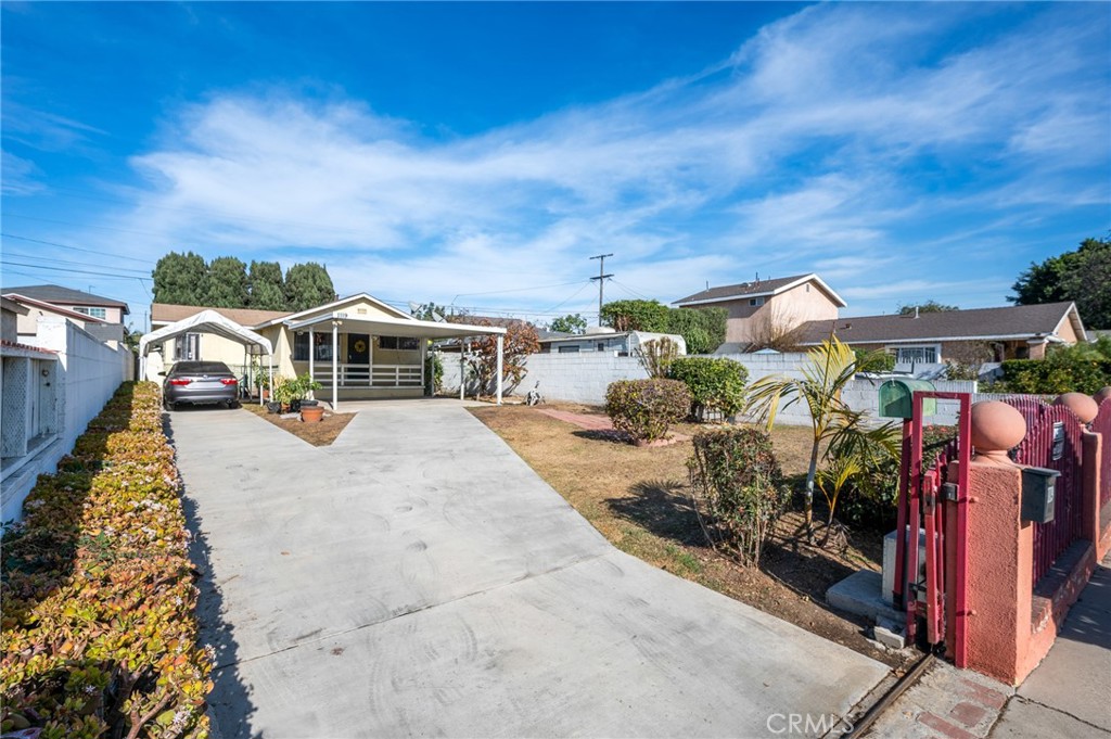 1119 E Colon Street