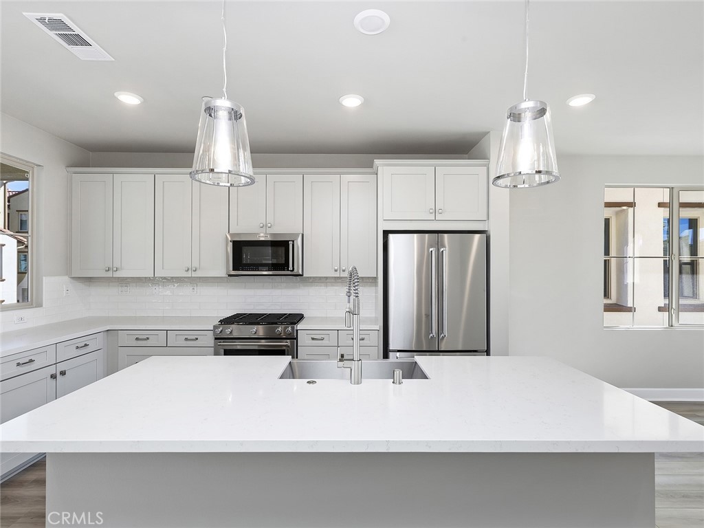 Photo 12 of 46 of 7270 Crystal Drive townhome