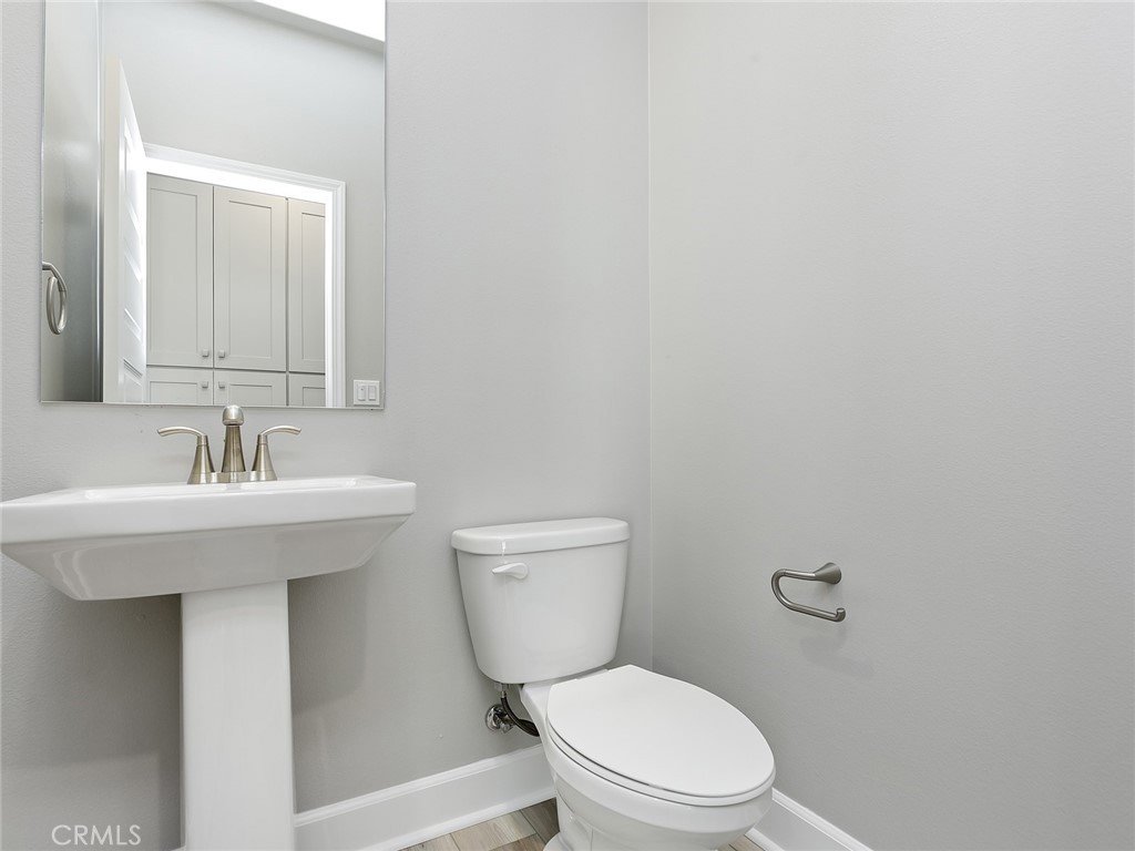 Photo 33 of 46 of 7270 Crystal Drive townhome