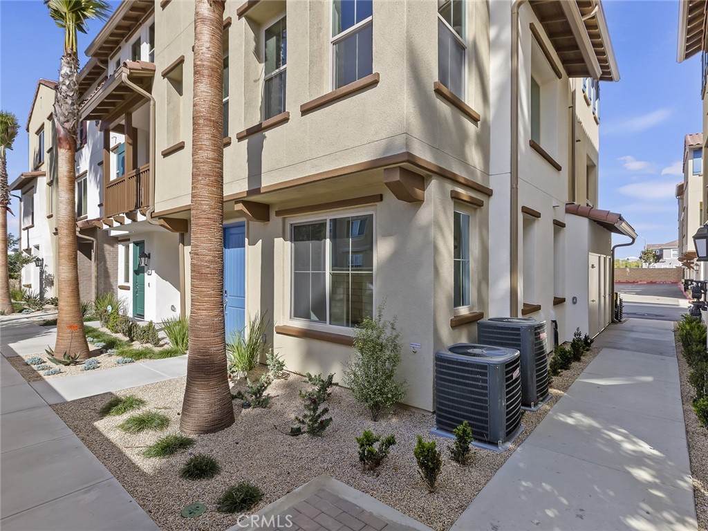 Photo 3 of 46 of 7270 Crystal Drive townhome