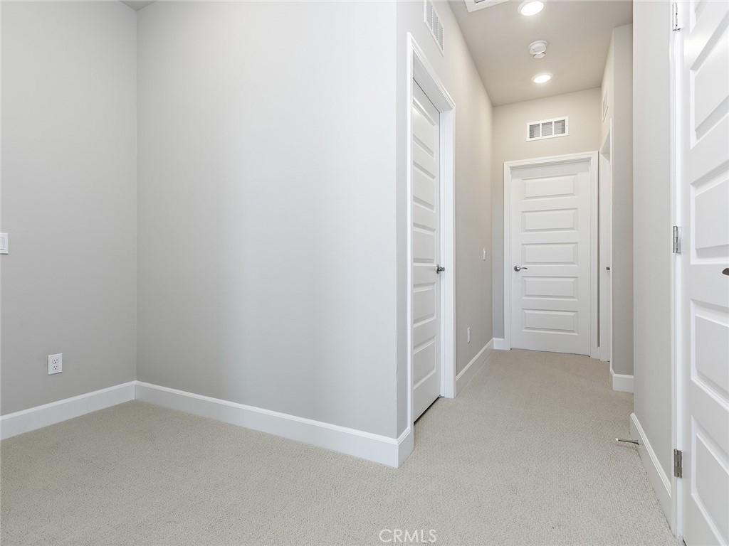Photo 23 of 46 of 7270 Crystal Drive townhome